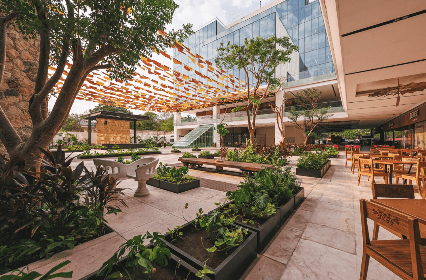 Paseo 60 Complejo de hoteles restaurantes y musica en vivo