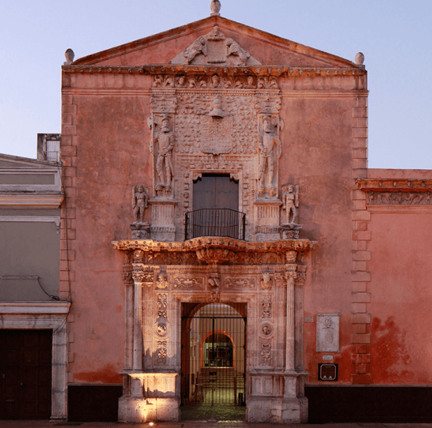 Museo Casa Montejo: Guia de la Joya Colonial en Merida