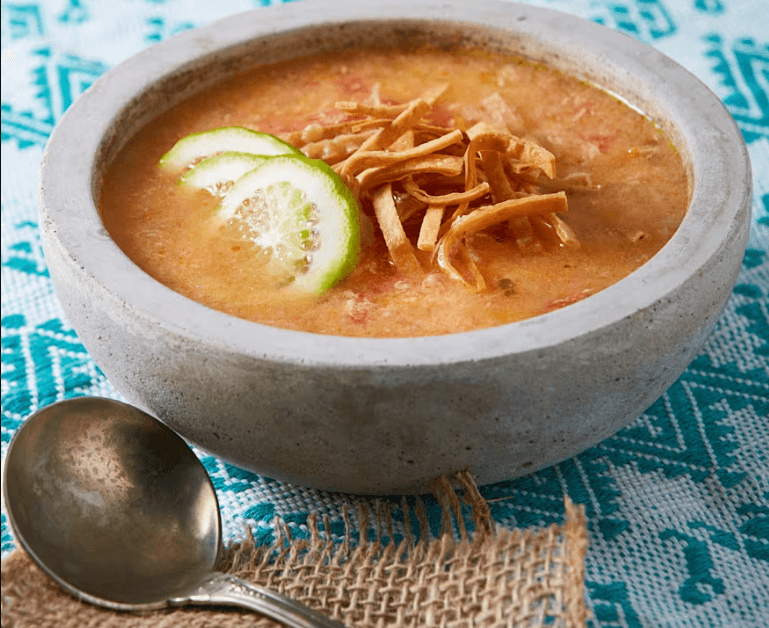Sopa de Lima: Receta Original y Secretos del Tesoro Yucateco