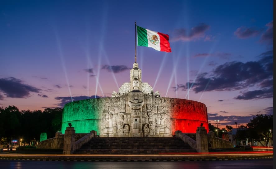 Mérida: El Monumento a la Patria y el Significado de sus Figuras